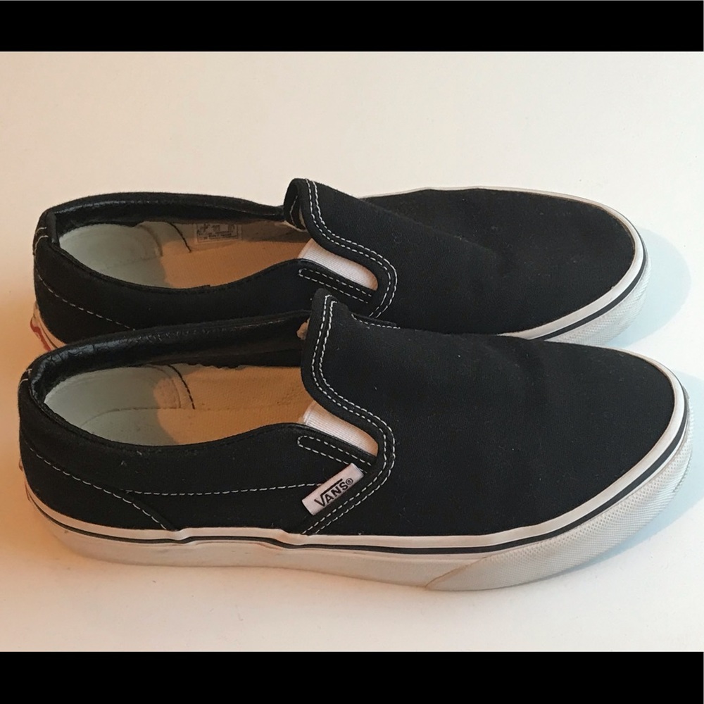 Vans Black Grade School Slip-on Sneakers Sz US4